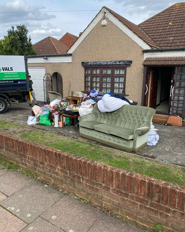Cottage house clearance in Belper Cottage house clearance in Belper