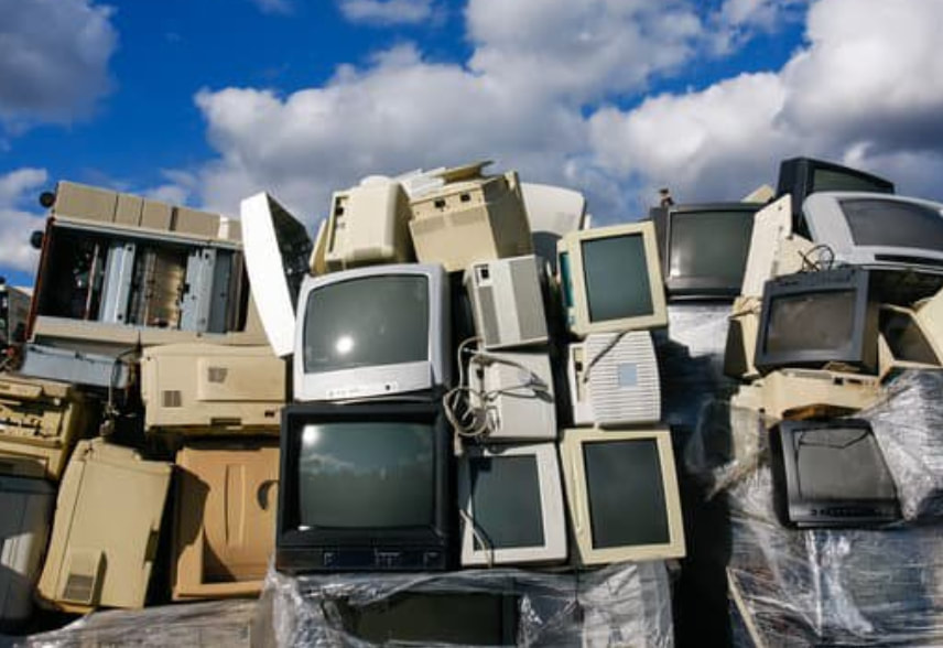Working out a fixed-price house clearance quote in Derby Working out a fixed-price house clearance quote in Derby